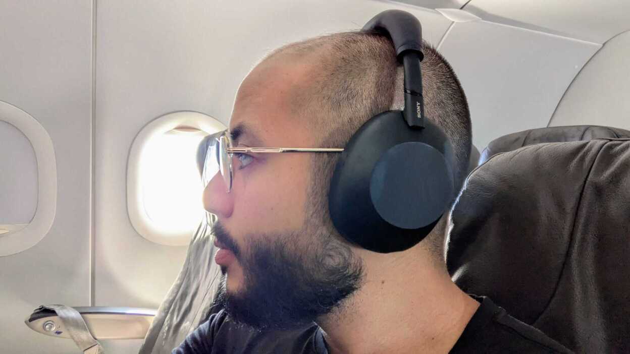 I Tried the New LE Bluetooth Audio on the Sony WH-1000XM6 Headphones