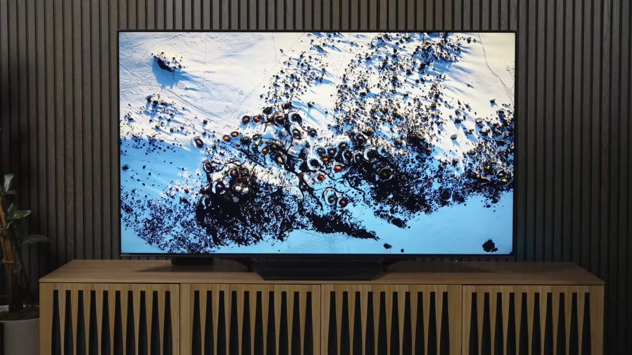 Hisense Wants to Turn Its TVs Into Smart Hubs (but Its Plan for Integration Is Messy)