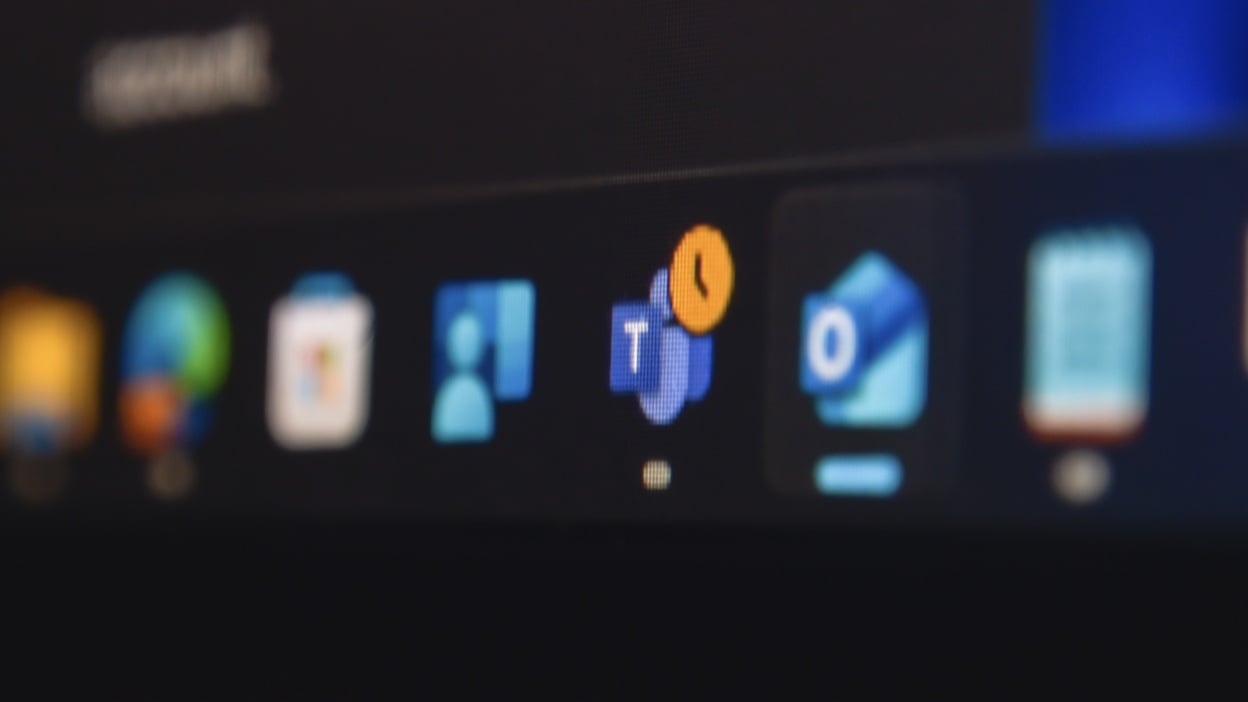 Microsoft Teams Will Soon Tell Your Boss When You're Not in the Office