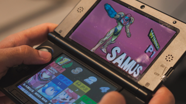 You Can Finally Play 3DS Games on Your iPhone With This App