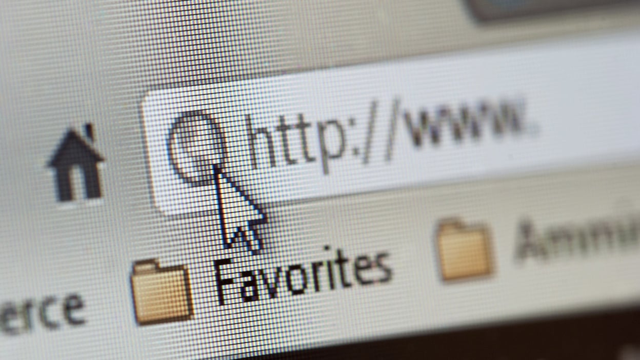 This Clever Phishing Scheme Makes Fake Websites Look Legit